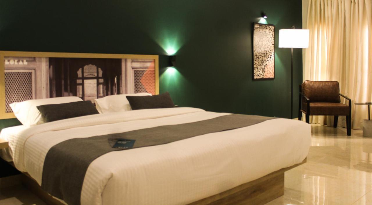 Lokal Rooms X Gulberg Lahor Kültér fotó
