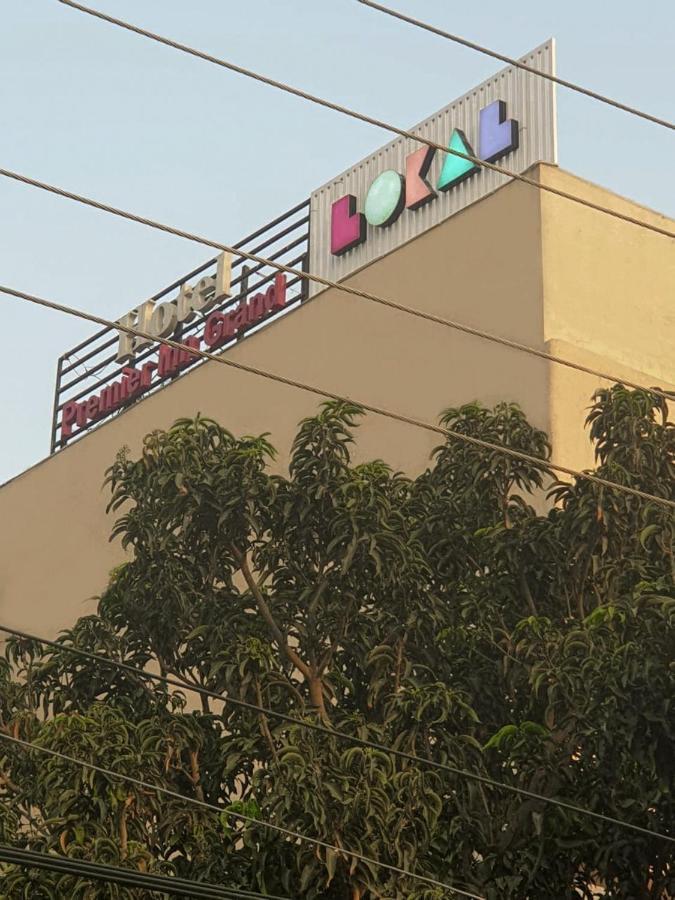Lokal Rooms X Gulberg Lahor Kültér fotó